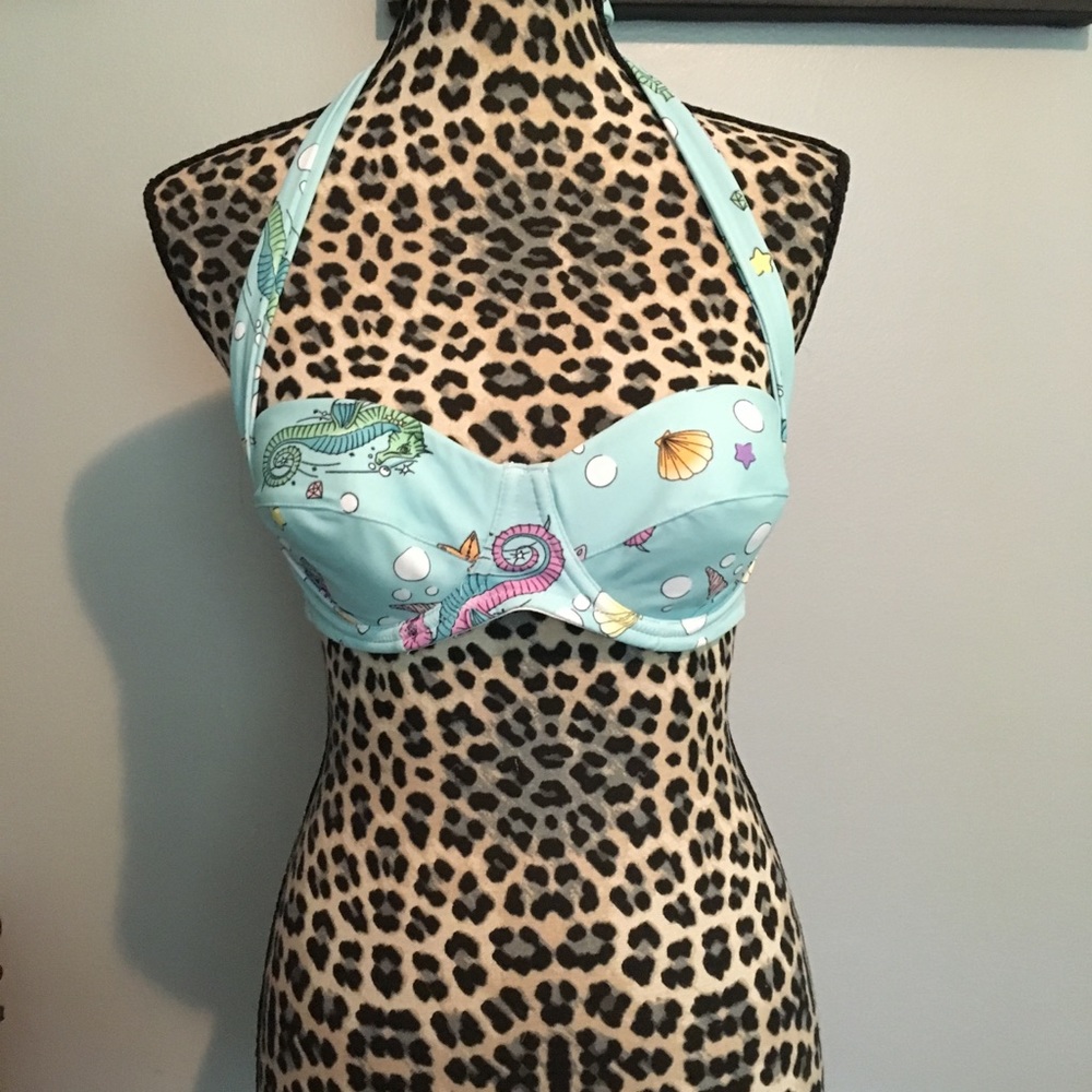NWT medium sea sparkle bikini top